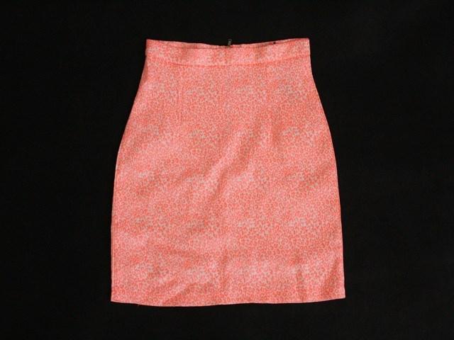 Vzorovaná neónová sukňa 